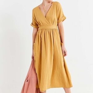 UO Gabrielle Gold Linen Midi Wrap Dress 👗